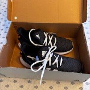 NIB Adidas Cloudfoam Pure SPW Women Size 9.5M New with Tags